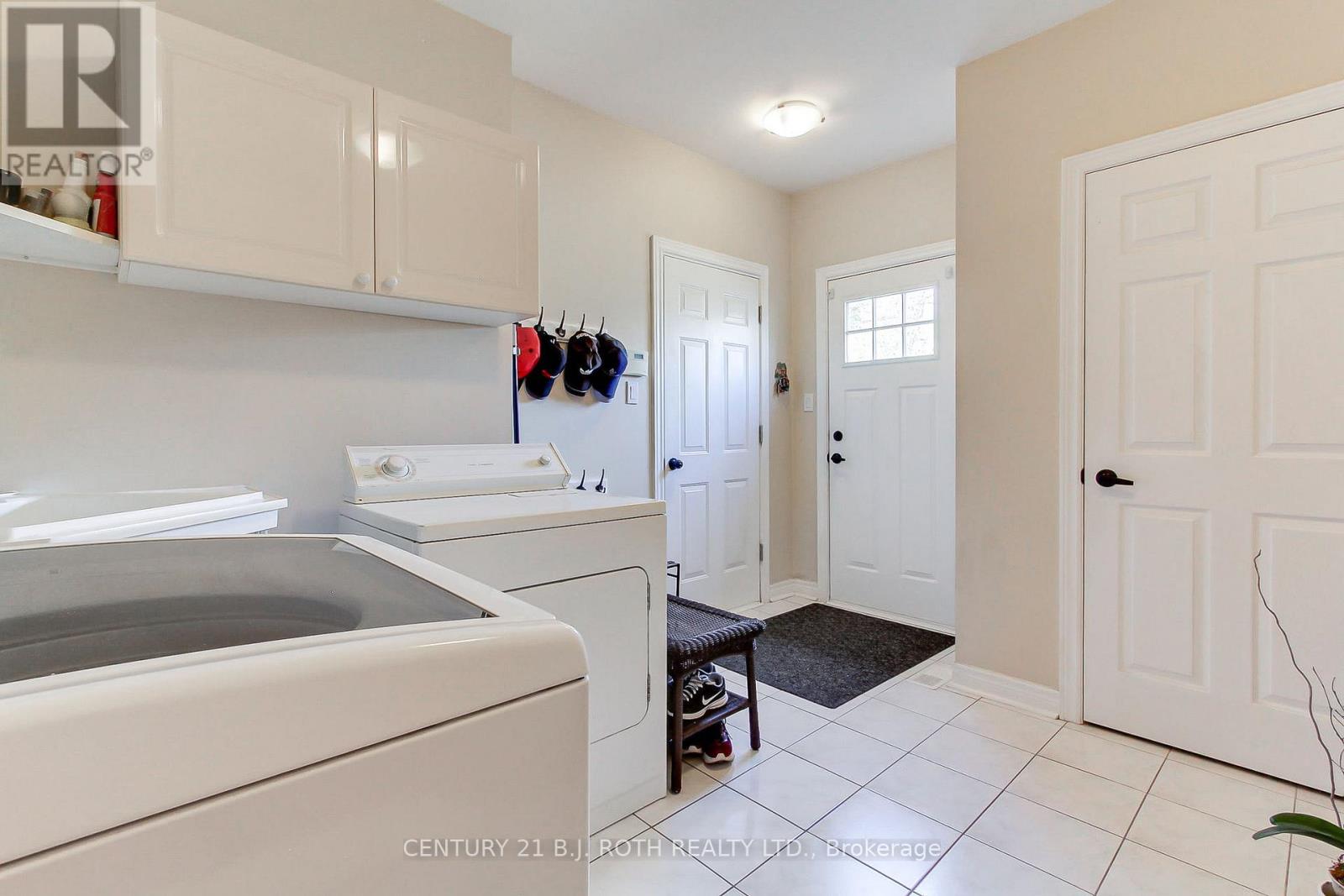 32 Timber Valley Avenue, Richmond Hill, Ontario  L4E 3S6 - Photo 23 - N13085962