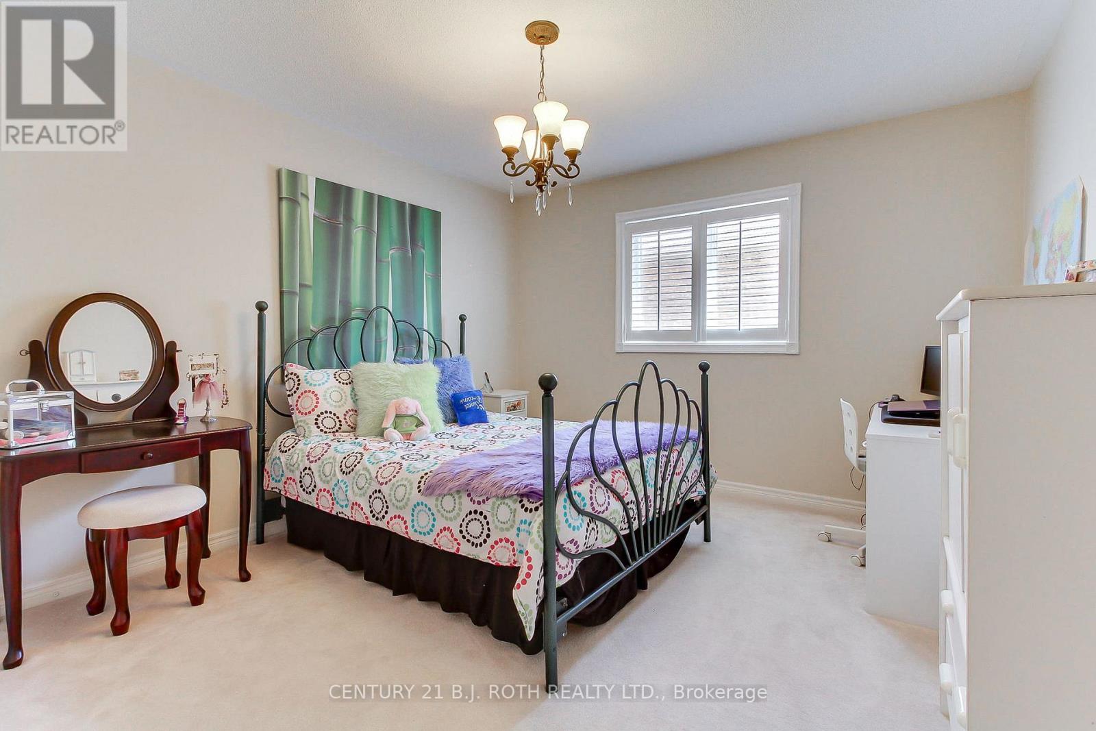 32 Timber Valley Avenue, Richmond Hill, Ontario  L4E 3S6 - Photo 31 - N13085962