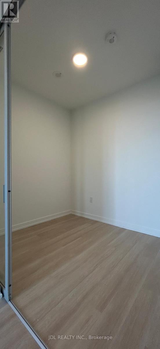 1811 - 9763 Markham Rd Road, Markham, Ontario  L6E 0W4 - Photo 14 - N13085998