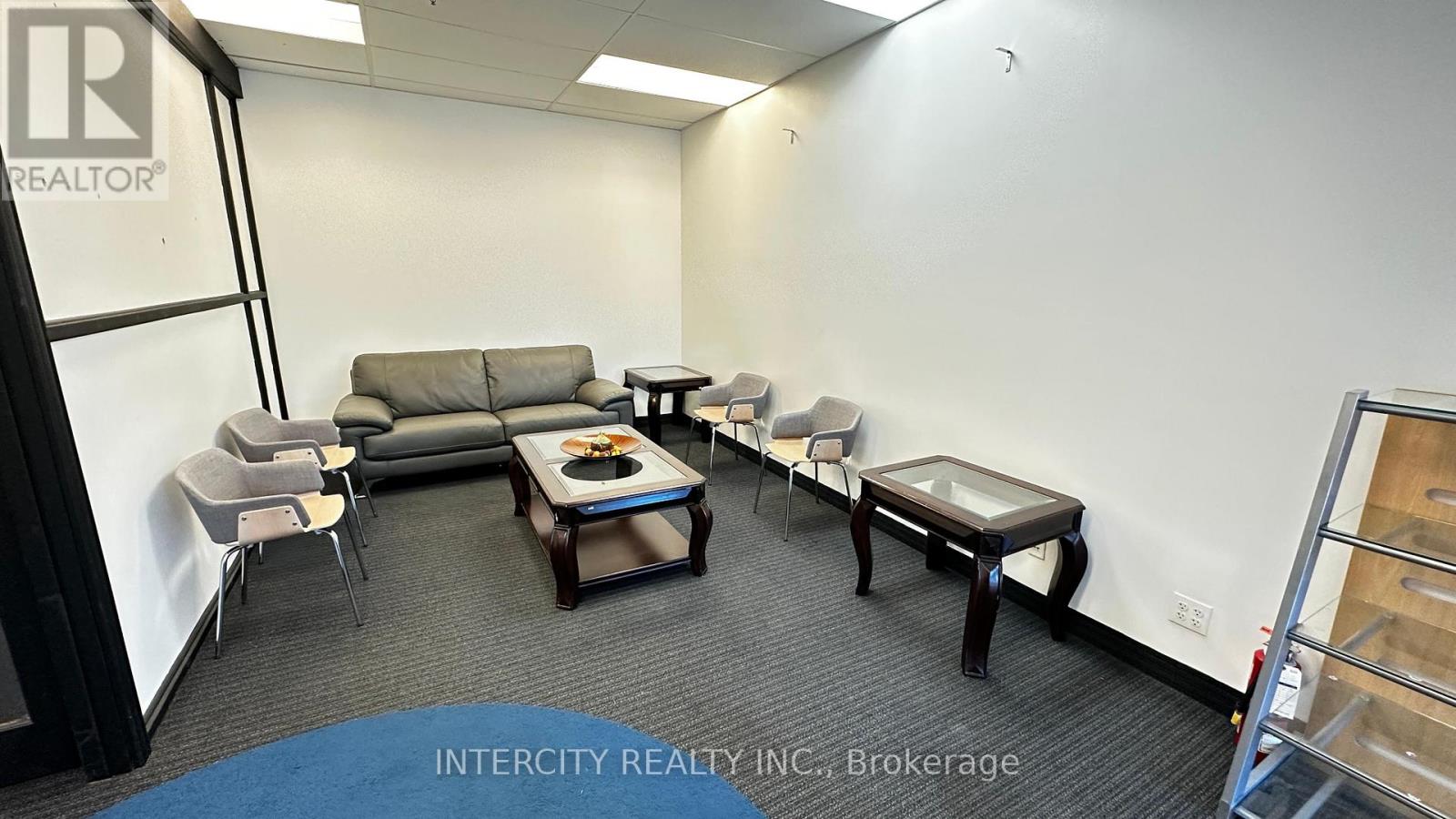 B - 99 Sante Drive, Vaughan (Concord), Ontario  L4K 3C4 - Photo 4 - N13086032