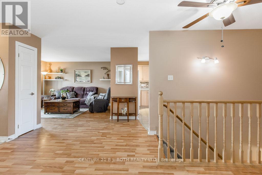 12 Graham Street, Springwater (Elmvale), Ontario  L0L 1P0 - Photo 7 - S13086004
