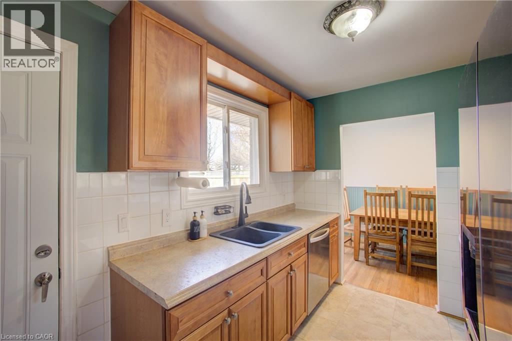 354 Falconer Street, Saugeen Shores, Ontario  N0H 2C2 - Photo 12 - 40827337