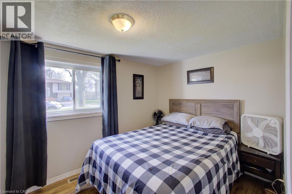 354 Falconer Street, Saugeen Shores, Ontario  N0H 2C2 - Photo 24 - 40827337