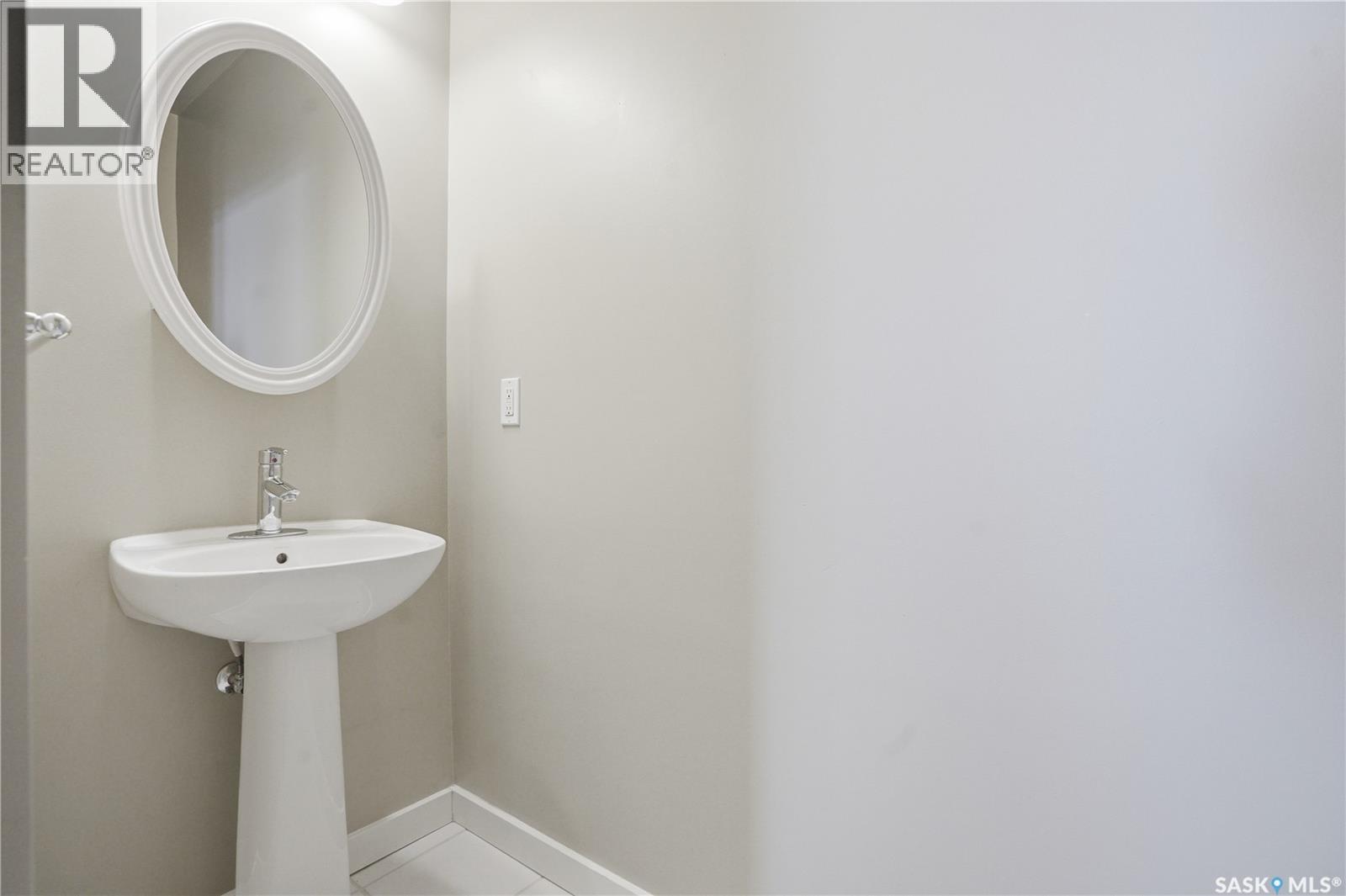 301 12 23rd Street E, Saskatoon, Saskatchewan  S7K 0H5 - Photo 8 - SK030961