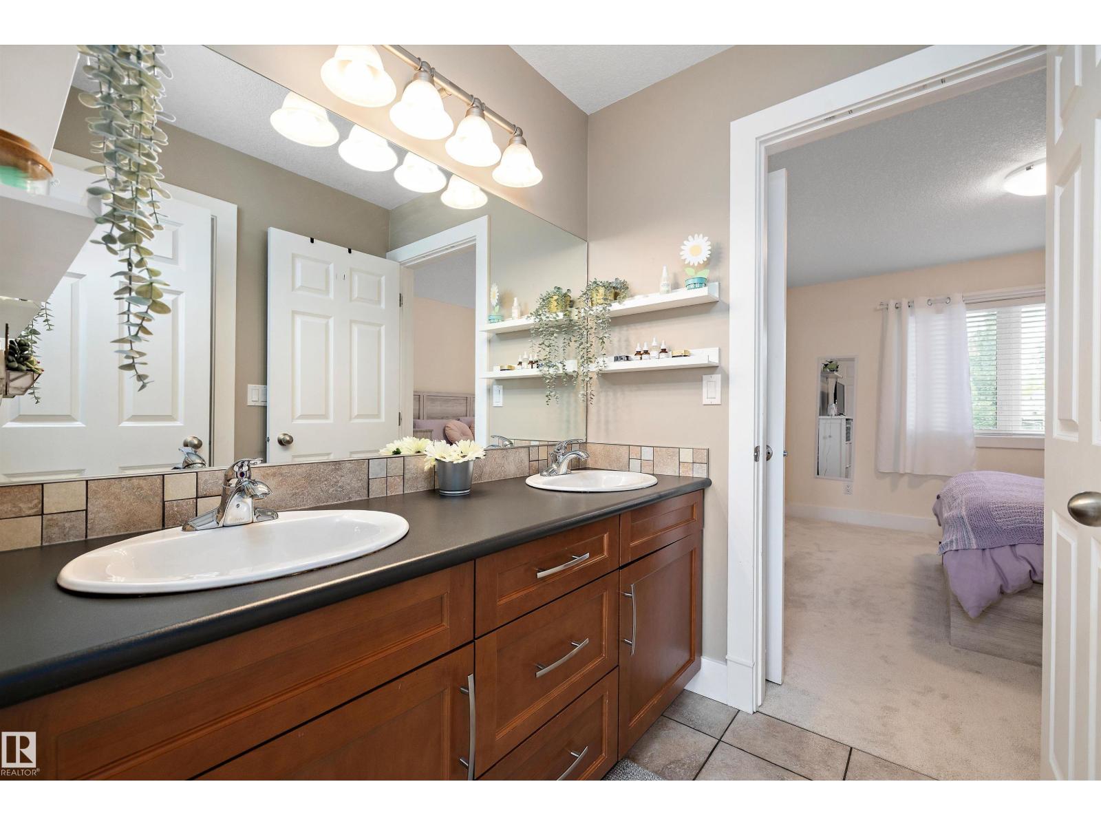 1644 Hector Rd NW, Edmonton, Alberta  T6R 3G9 - Photo 40 - E4469269