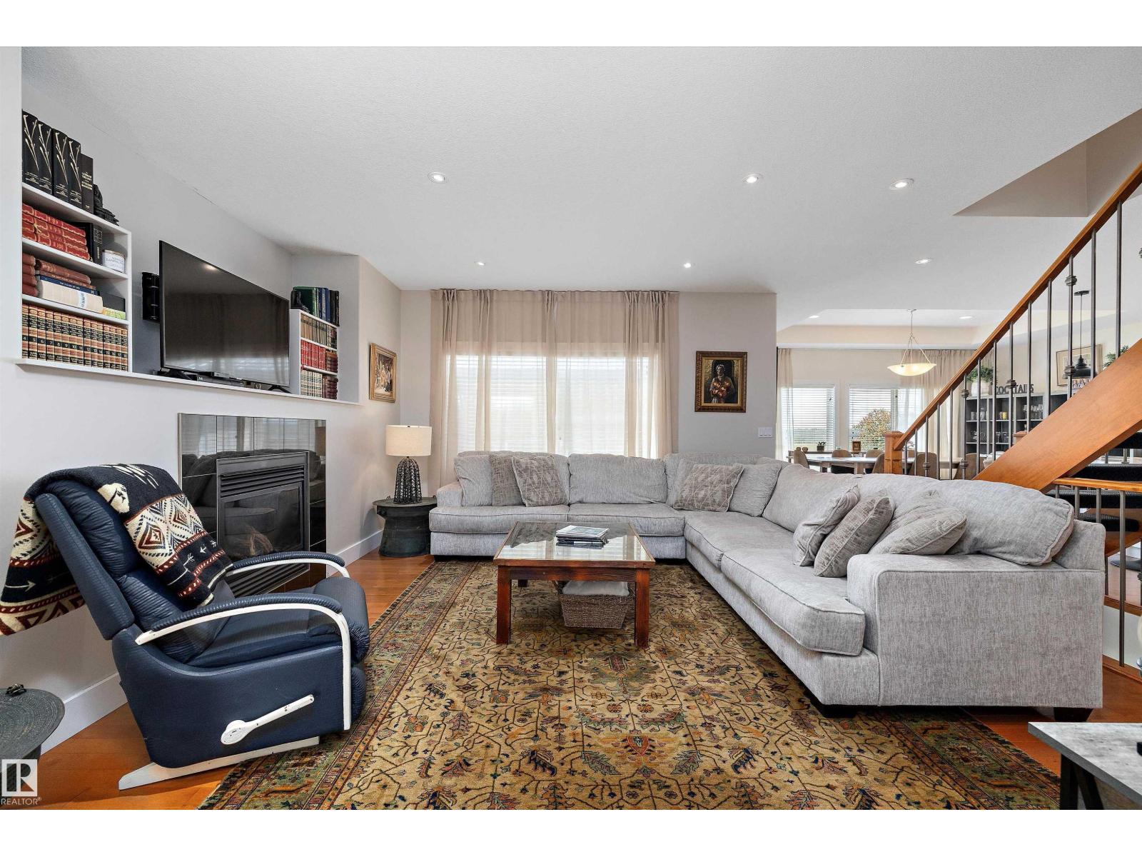 1644 Hector Rd NW, Edmonton, Alberta  T6R 3G9 - Photo 4 - E4469269