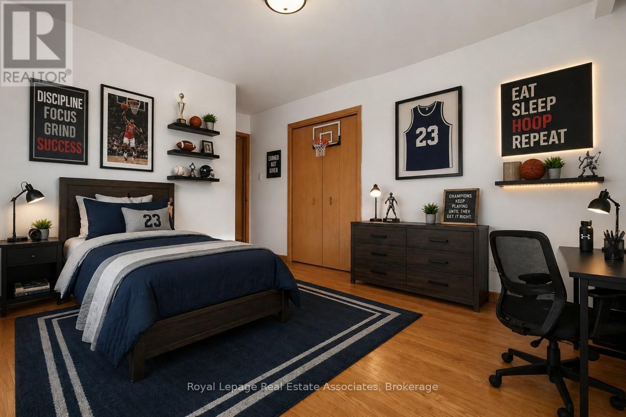 117 Harding Avenue, Toronto, Ontario  M6M 3A4 - Photo 24 - W13085846