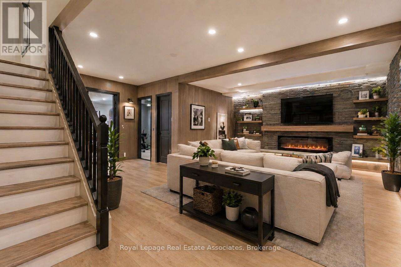 117 Harding Avenue, Toronto, Ontario  M6M 3A4 - Photo 30 - W13085846