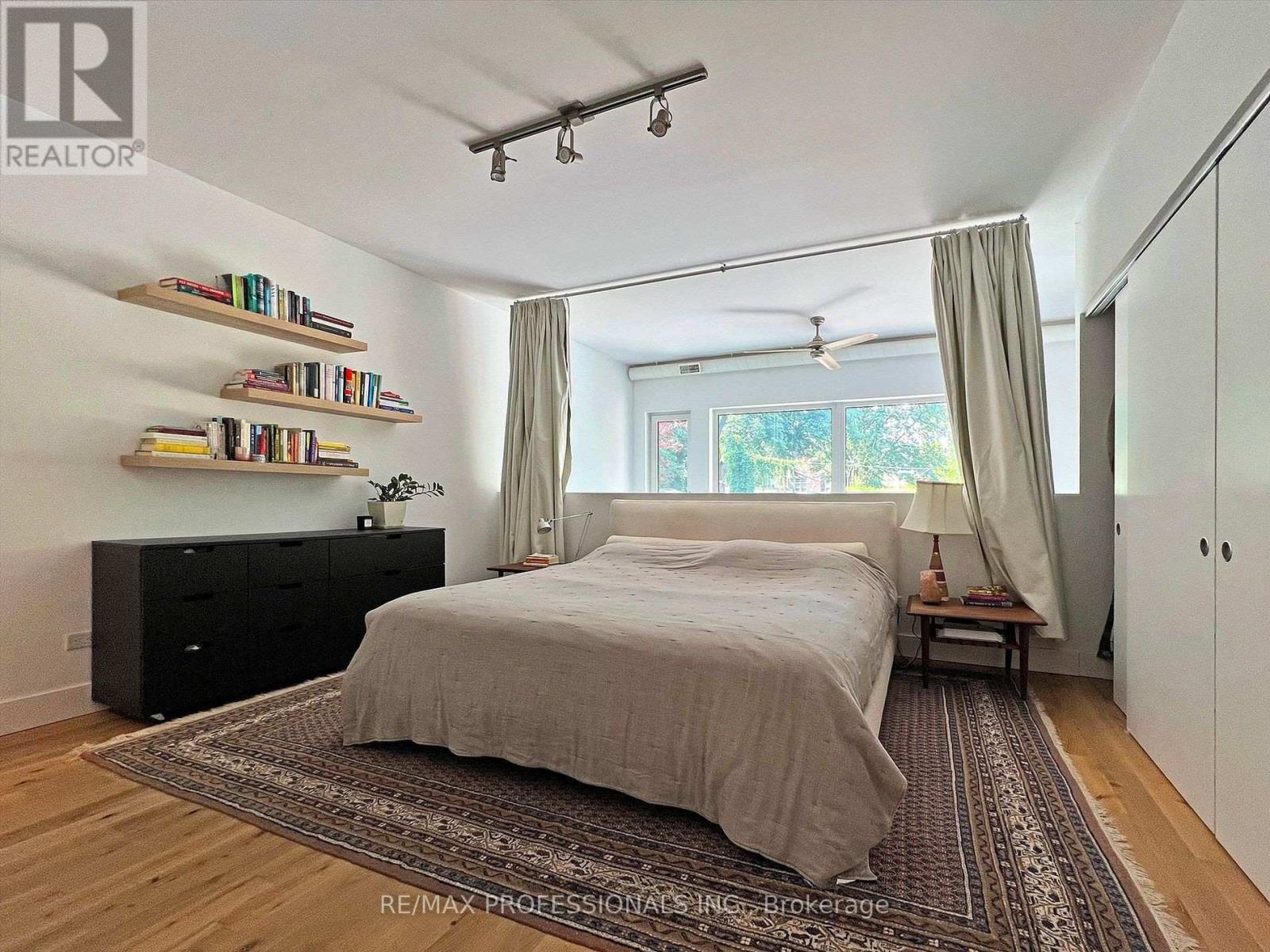 B - 60 Melbourne Avenue, Toronto, Ontario  M6K 1K7 - Photo 17 - W13085908