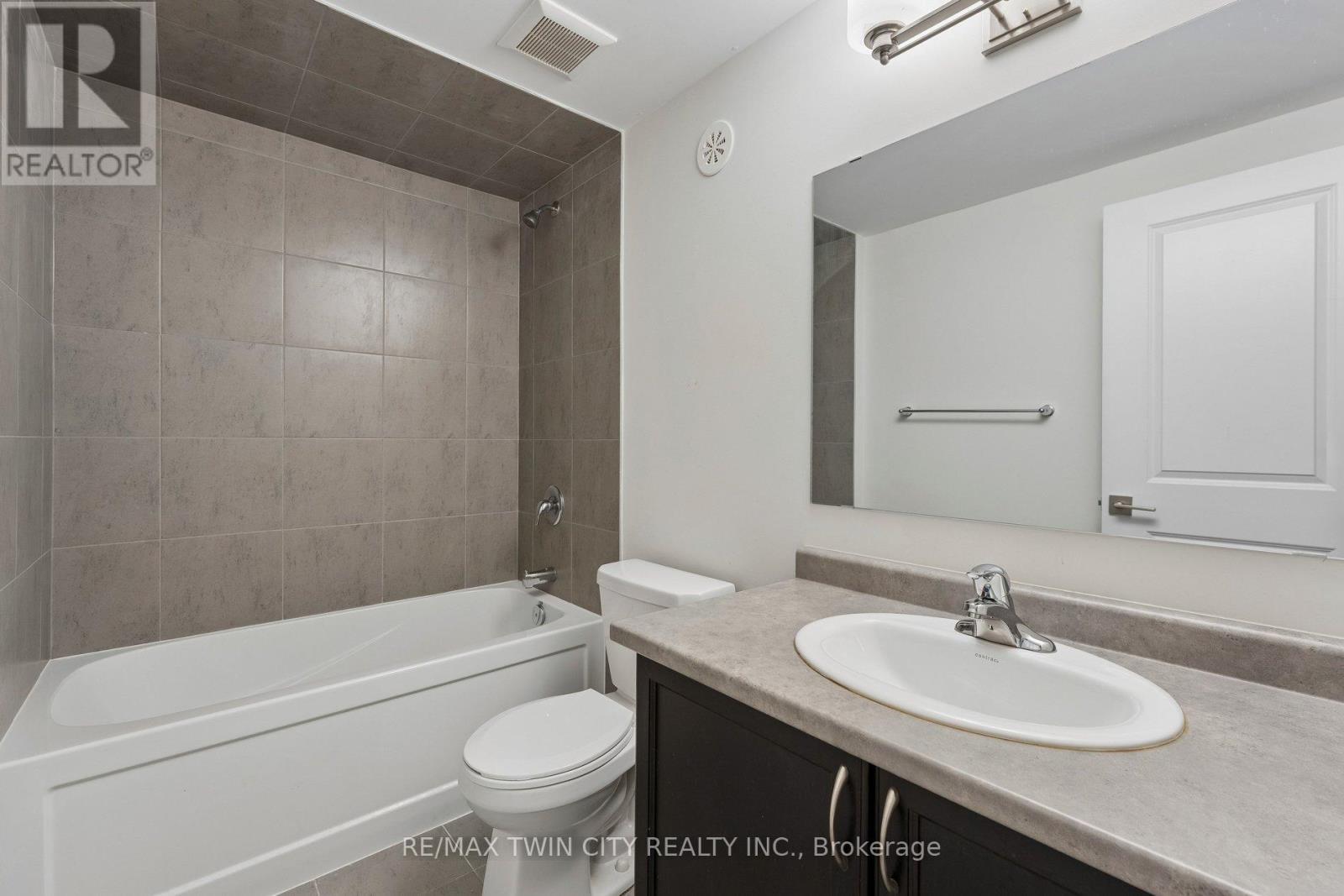 28 - 35 Fieldridge Crescent, Brampton, Ontario  L6R 0A7 - Photo 26 - W13085938