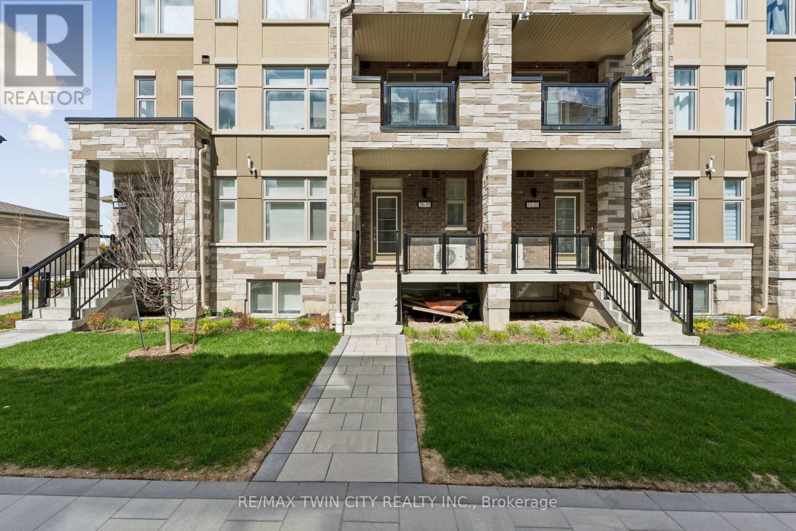 28 - 35 Fieldridge Crescent, Brampton, Ontario  L6R 0A7 - Photo 3 - W13085938