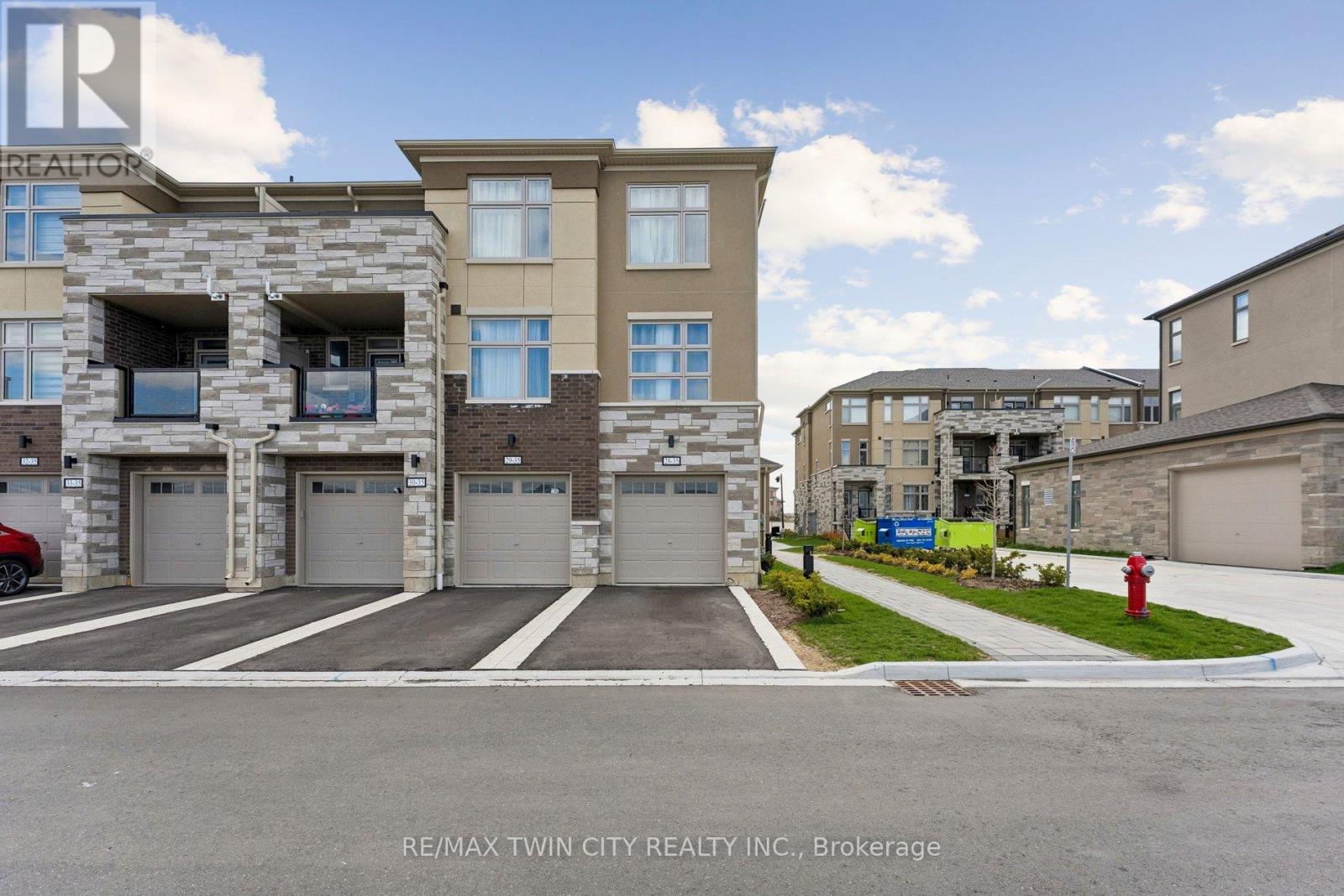 28 - 35 Fieldridge Crescent, Brampton, Ontario  L6R 0A7 - Photo 32 - W13085938