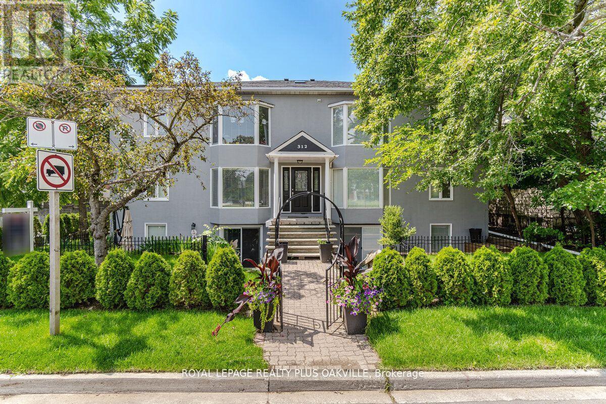 6 - 312 REYNOLDS STREET, Oakville, Ontario