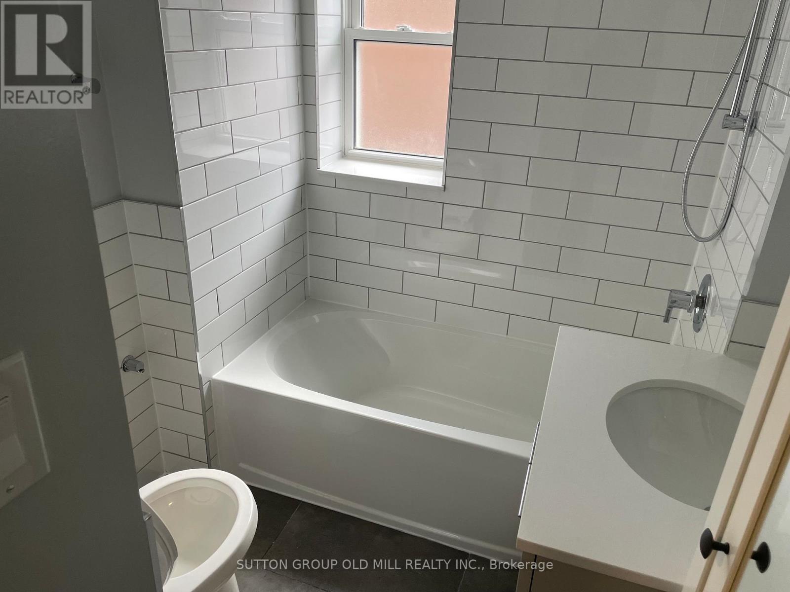 Main Floor - 97 Twelfth Street, Toronto, Ontario  M8V 3G9 - Photo 10 - W13085976