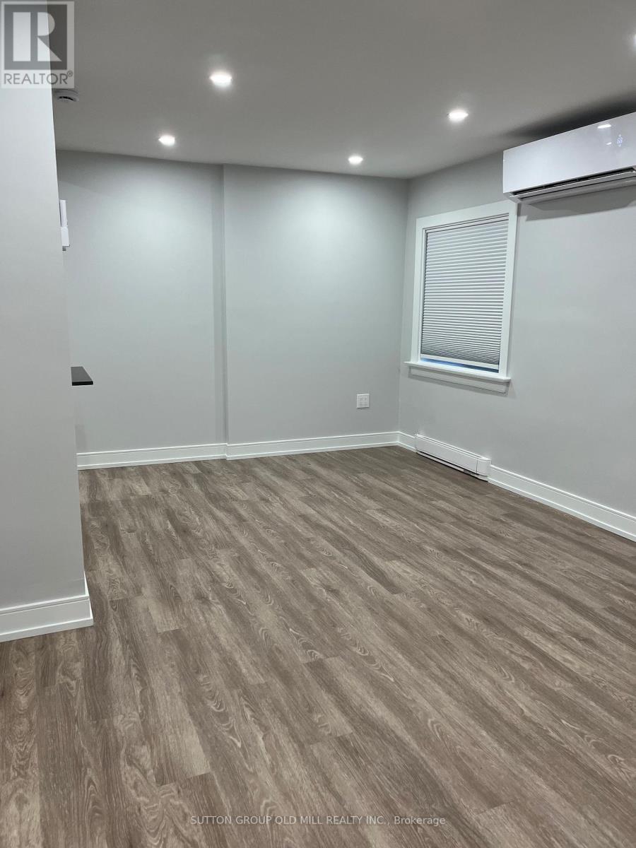 Main Floor - 97 Twelfth Street, Toronto, Ontario  M8V 3G9 - Photo 15 - W13085976