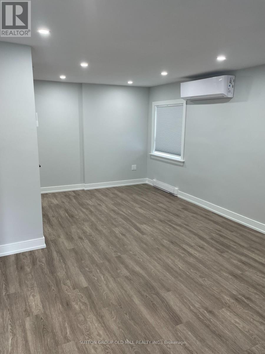 Main Floor - 97 Twelfth Street, Toronto, Ontario  M8V 3G9 - Photo 3 - W13085976