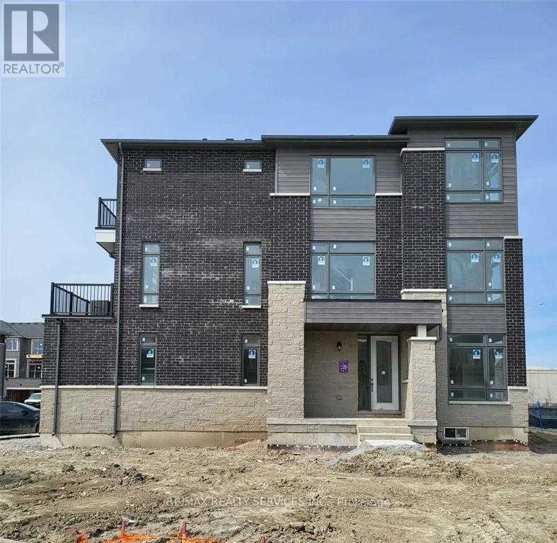 625 Fogal (Upper) Road, Brampton, Ontario  L6P 4P7 - Photo 2 - W13086024