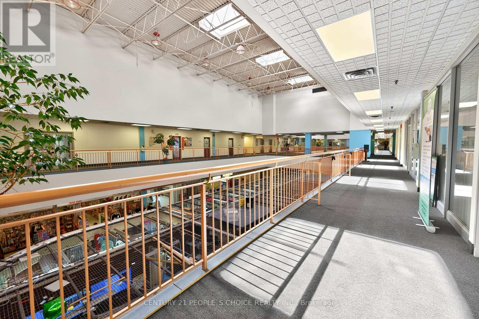 216 - 1550 South Gateway Road, Mississauga, Ontario  L4W 5G6 - Photo 2 - W13086108