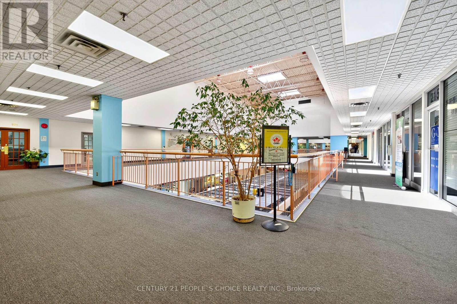 216 - 1550 South Gateway Road, Mississauga, Ontario  L4W 5G6 - Photo 3 - W13086108