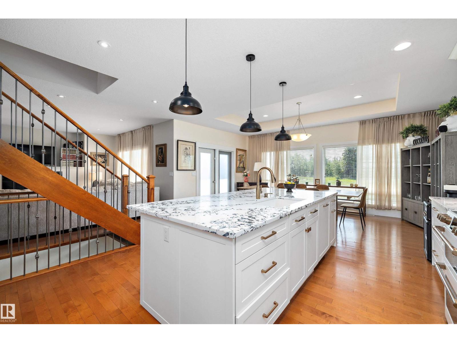 1644 Hector Rd NW, Edmonton, Alberta  T6R 3G9 - Photo 12 - E4469269