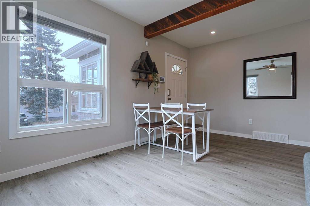 18 Maple Street, Okotoks, Alberta  T1S 1J6 - Photo 12 - A2284740