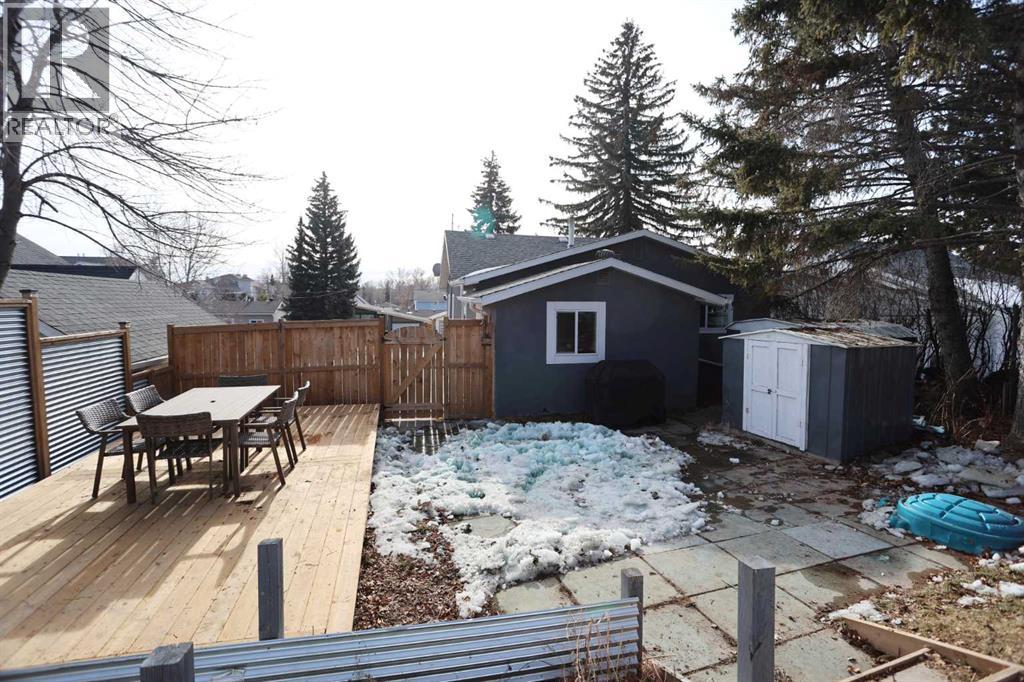 18 Maple Street, Okotoks, Alberta  T1S 1J6 - Photo 38 - A2284740
