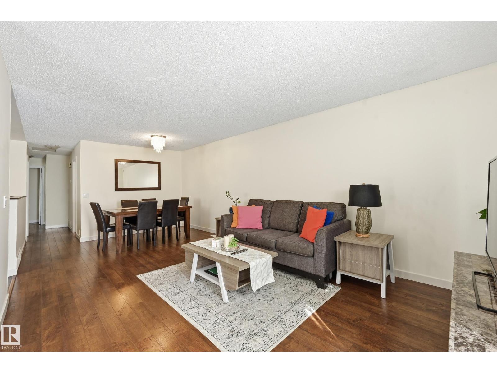 18424 96a Av Nw, Edmonton, Alberta  T5T 3N9 - Photo 2 - E4485807