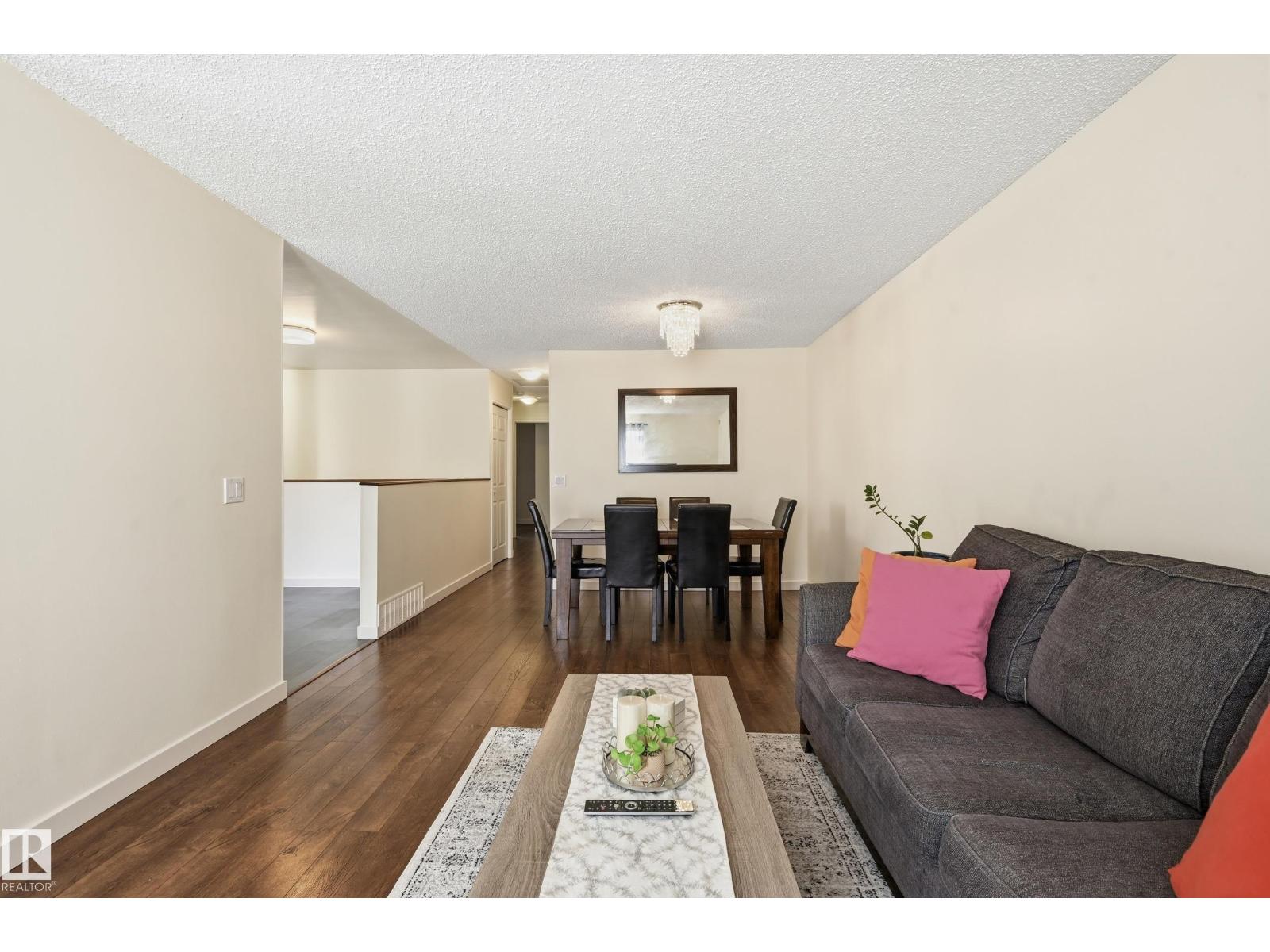 18424 96a Av Nw, Edmonton, Alberta  T5T 3N9 - Photo 6 - E4485807