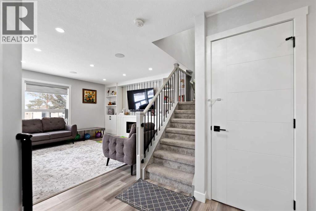 313 Falwood Way NE, Calgary, Alberta  T3J 1A9 - Photo 7 - A2287837