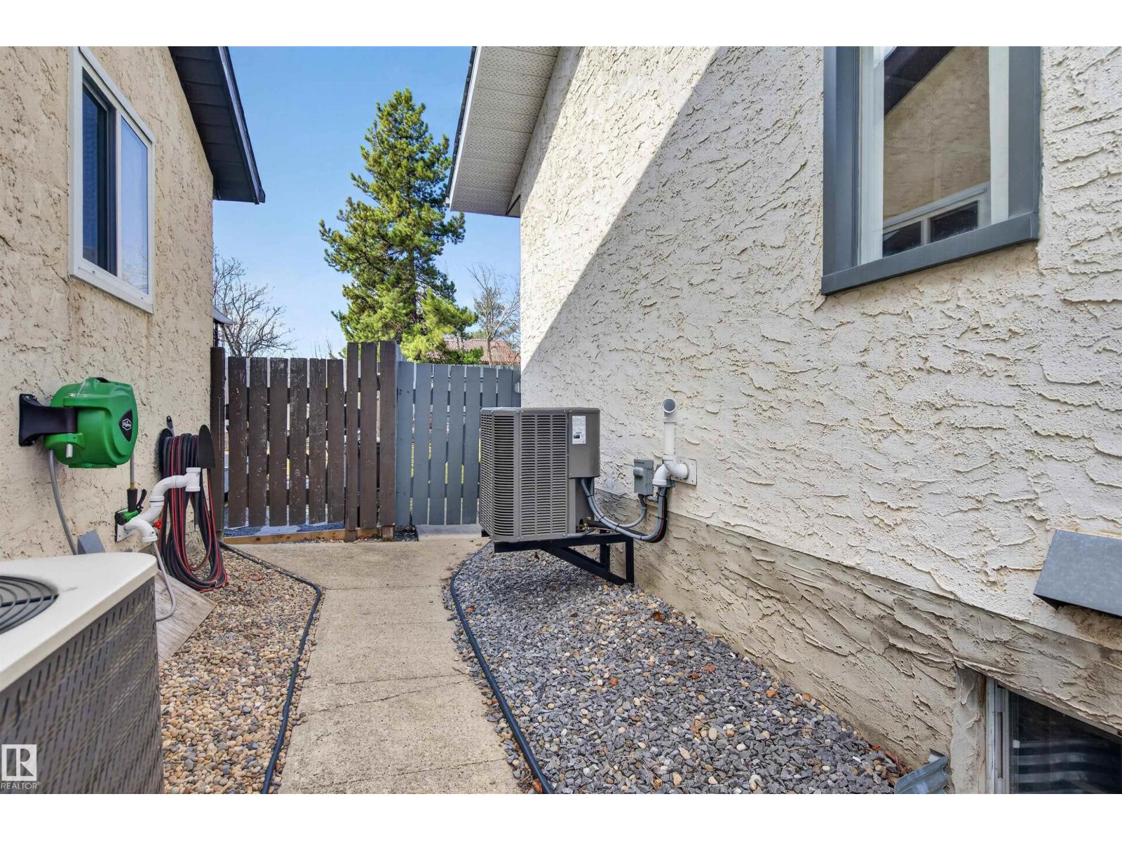 9347 175 Av Nw, Edmonton, Alberta  T5Z 2C8 - Photo 45 - E4485792