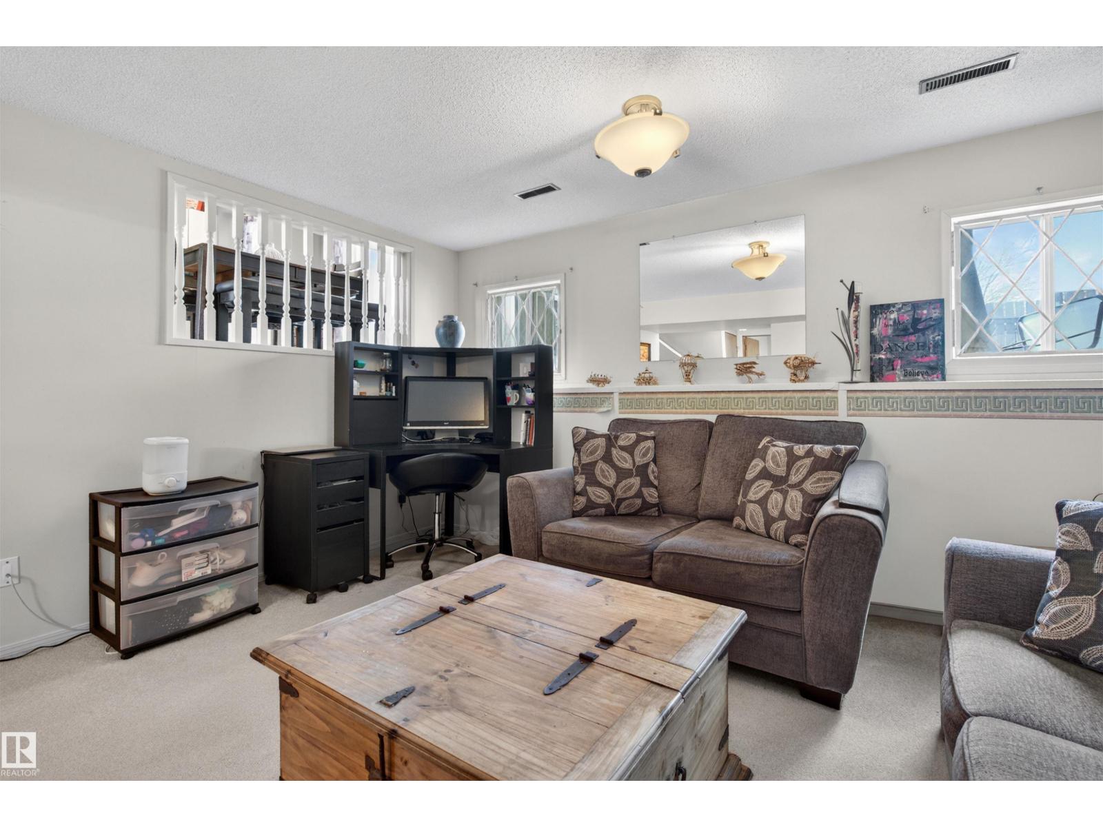 9347 175 Av Nw, Edmonton, Alberta  T5Z 2C8 - Photo 35 - E4485792