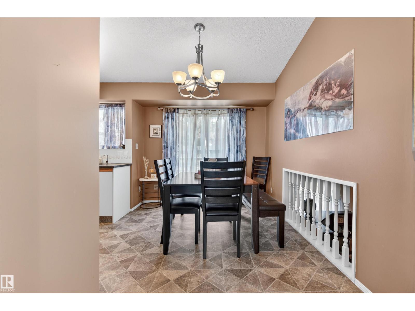 9347 175 Av Nw, Edmonton, Alberta  T5Z 2C8 - Photo 13 - E4485792