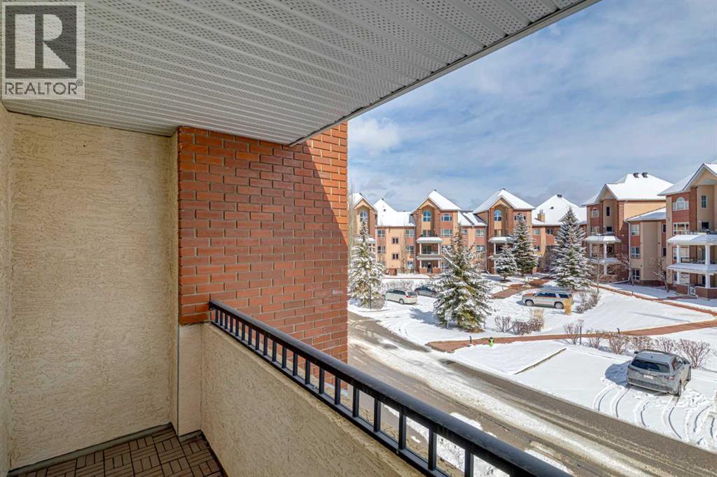 39 Sierra Morena Landing SW, Calgary, Alberta  T3H 4K3 - Photo 32 - A2295738