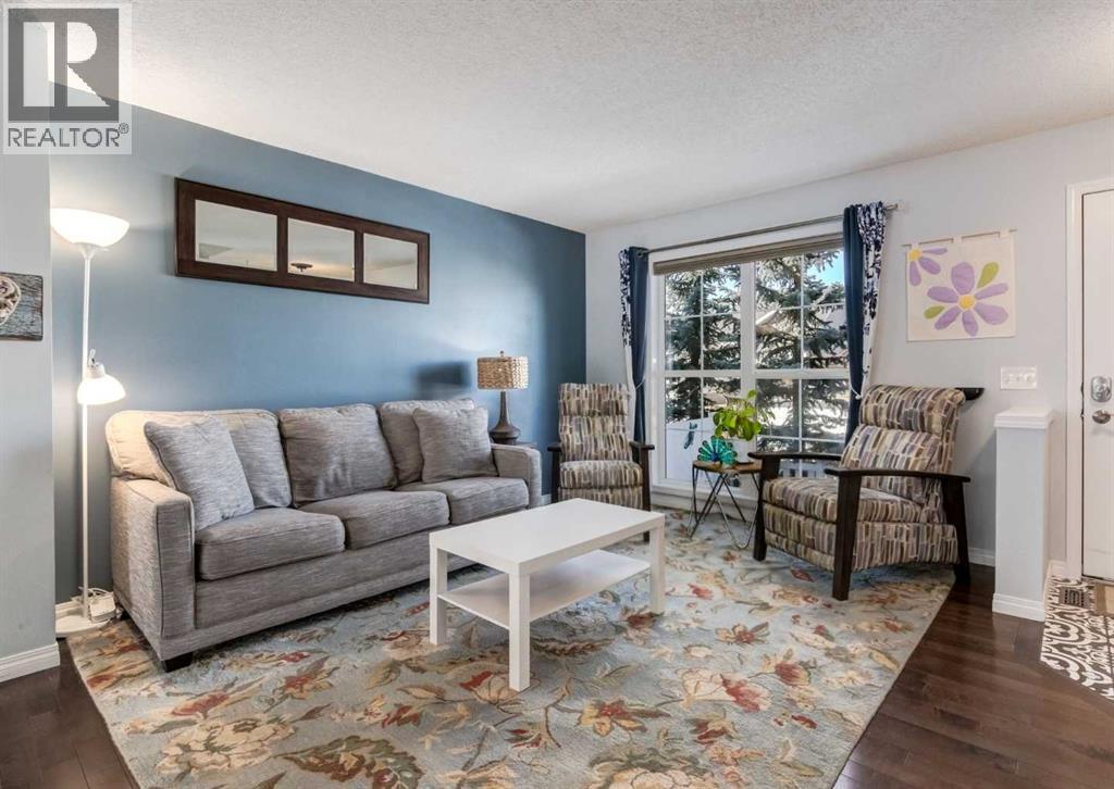 107 New Brighton Villas SE, Calgary, Alberta  T2Z 0T5 - Photo 6 - A2298255