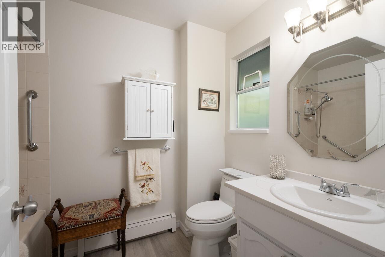 36 1190 Falcon Drive, Coquitlam, British Columbia  V3E 2M4 - Photo 21 - R3117746