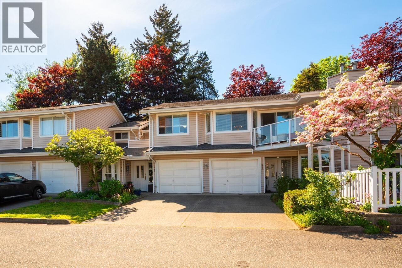 36 1190 Falcon Drive, Coquitlam, British Columbia  V3E 2M4 - Photo 2 - R3117746
