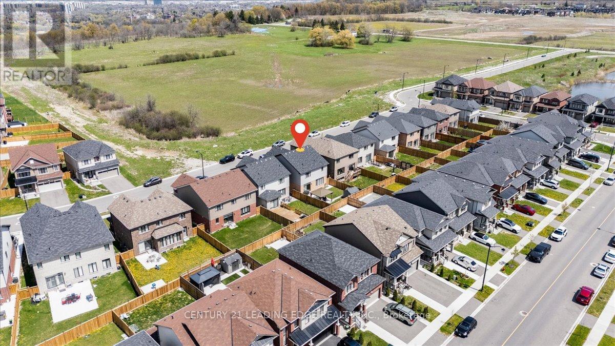 35 Royal Coachman Way, Hamilton, Ontario  L8J 0M2 - Photo 49 - X13085894
