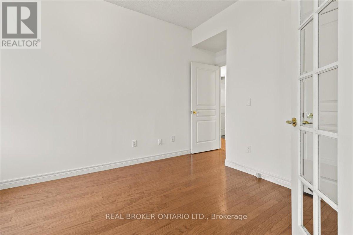 602 - 77 Governors Road, Hamilton, Ontario  L9H 7N8 - Photo 16 - X13085986