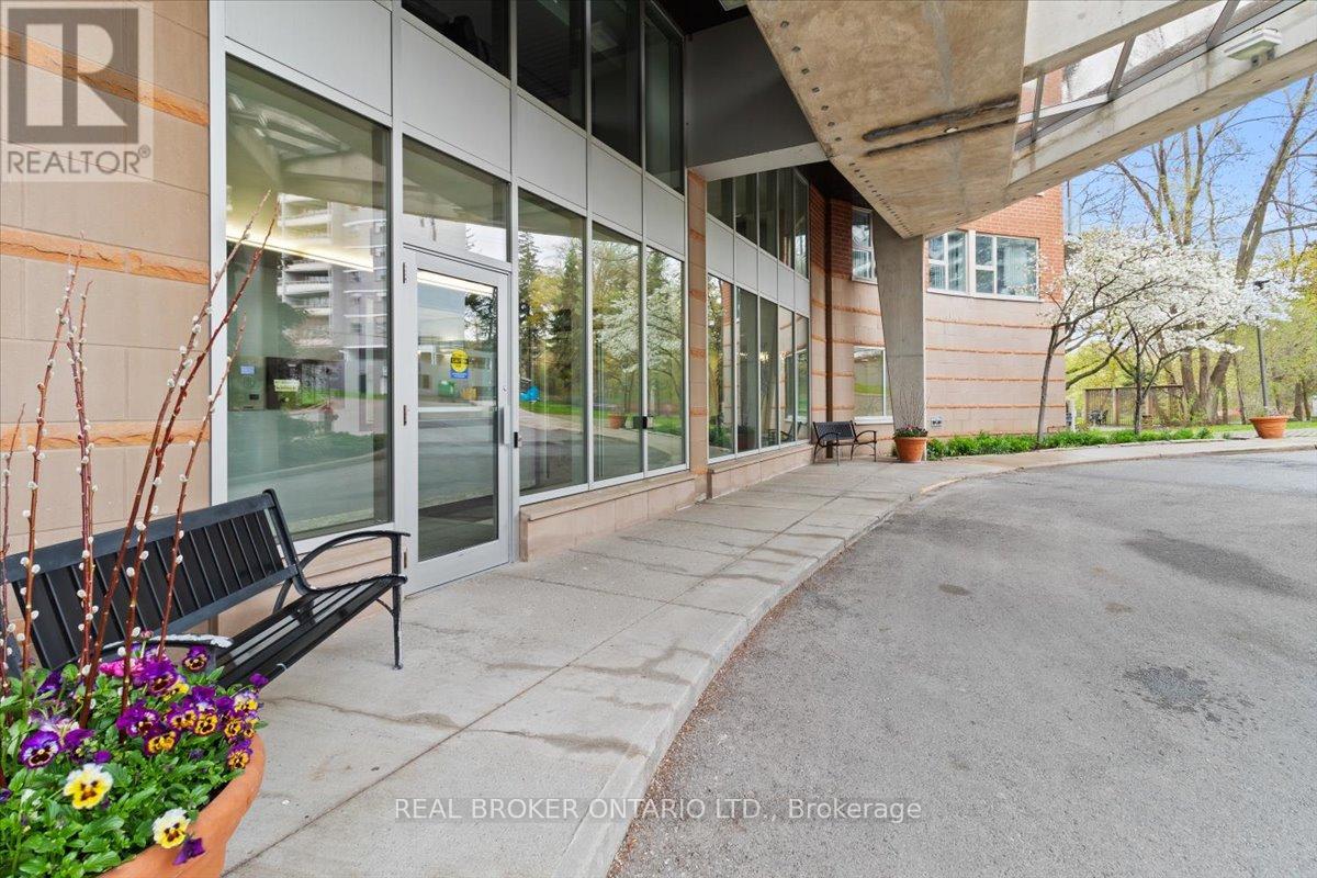602 - 77 Governors Road, Hamilton, Ontario  L9H 7N8 - Photo 4 - X13085986