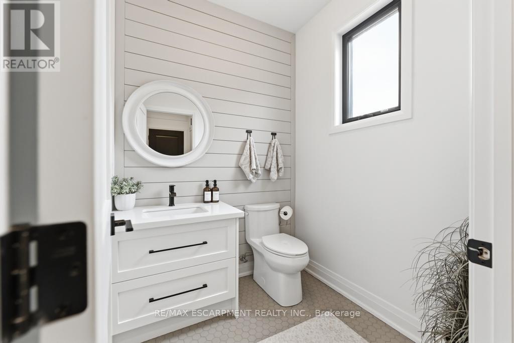 3634 Vosburgh Place, Lincoln, Ontario  L0R 1G0 - Photo 16 - X13086060