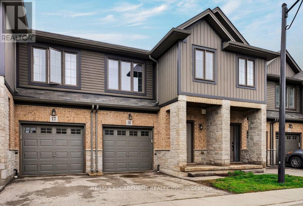 16 - 377 Glancaster Road, Hamilton, Ontario  L9G 0G4 - Photo 2 - X13086064