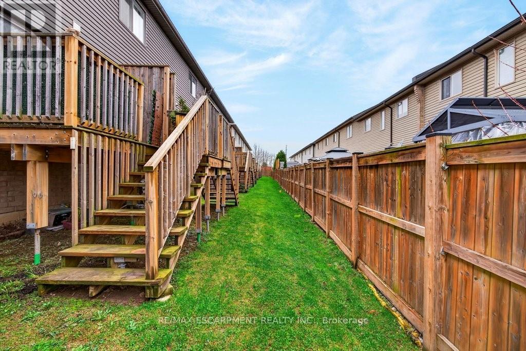 16 - 377 Glancaster Road, Hamilton, Ontario  L9G 0G4 - Photo 42 - X13086064