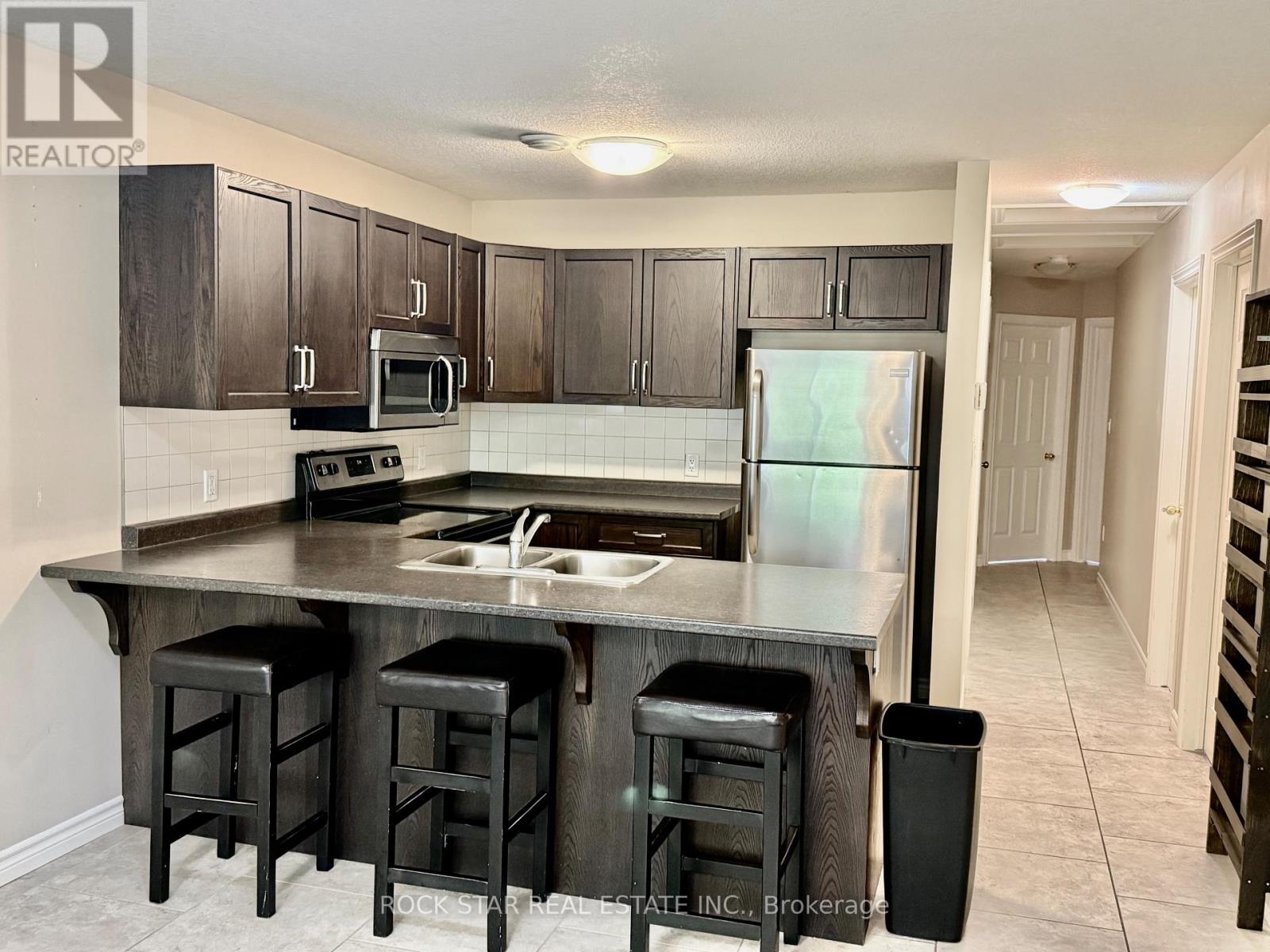 38 Beaufort Street, London North, Ontario  N6G 1A8 - Photo 4 - X13086070