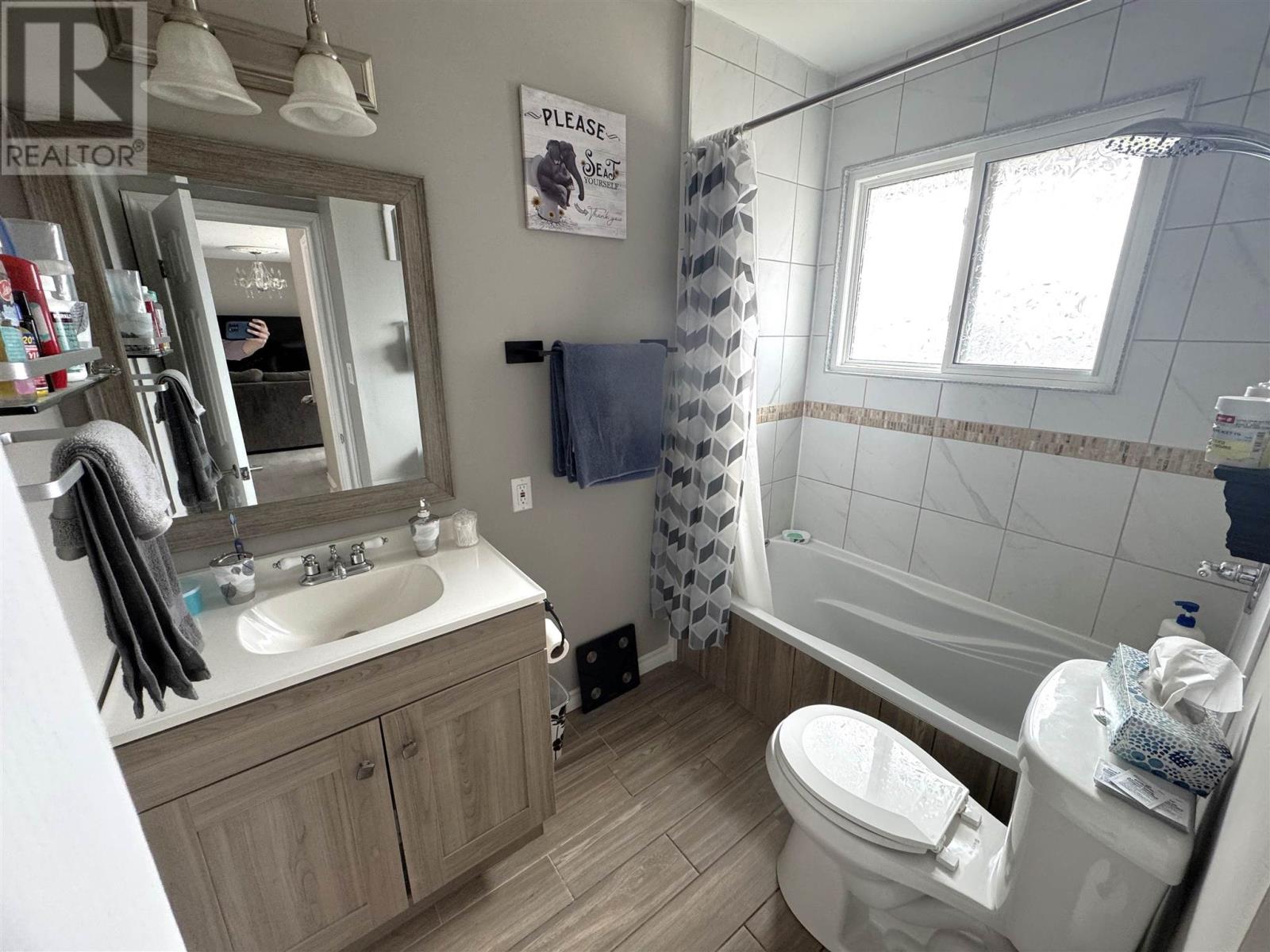 44 Axmith Ave, Elliot Lake, Ontario  P5A 1B7 - Photo 18 - SM260883