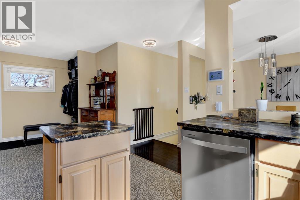 9011 102 Street, Grande Prairie, Alberta  T8V 2S8 - Photo 11 - A2292859