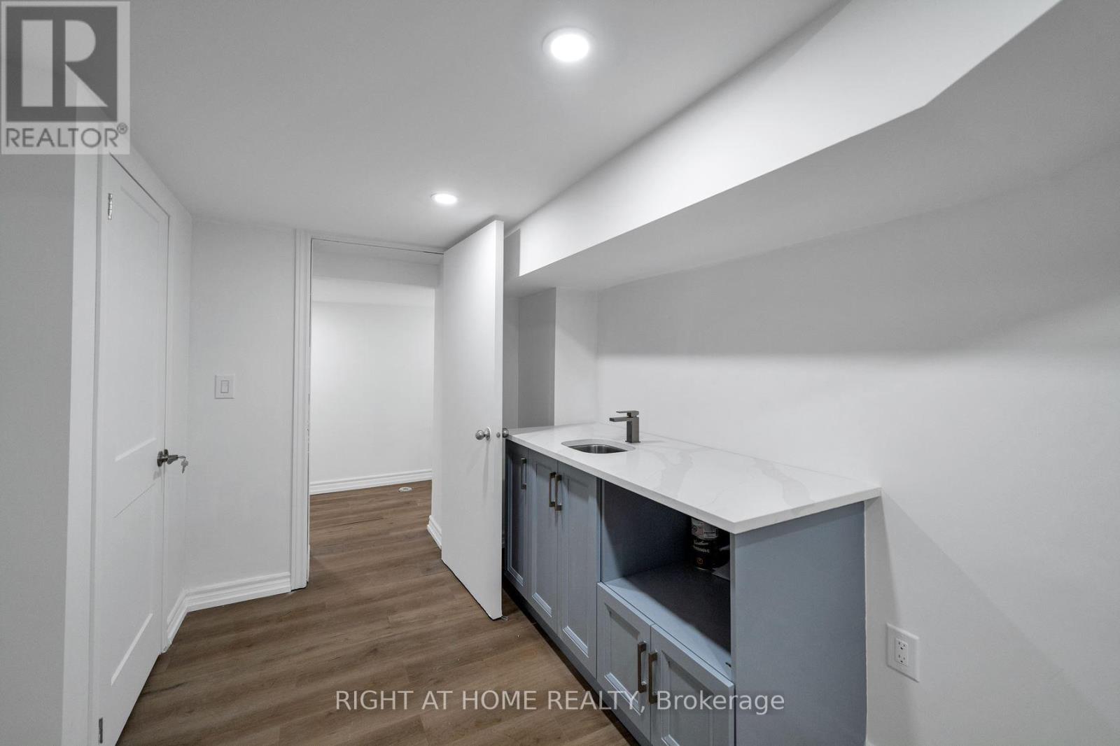 Basement - 49 Priory Drive, Whitby, Ontario  L1P 0L1 - Photo 3 - E13086128