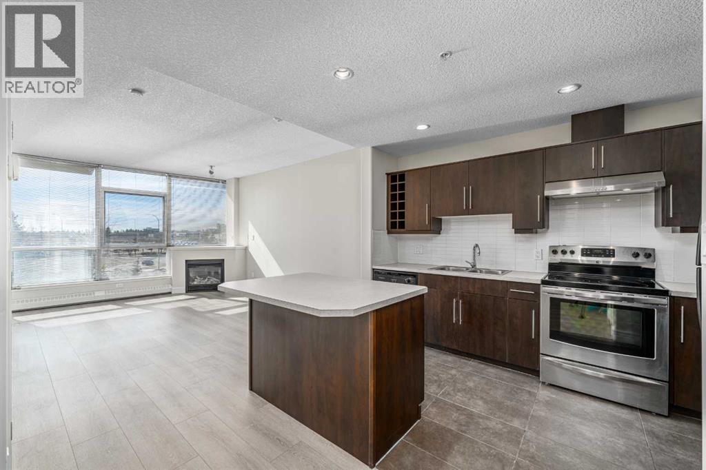304, 55 Spruce Place Sw, Calgary, Alberta  T3C 3X5 - Photo 2 - A2297895