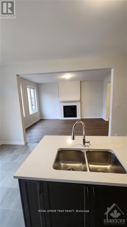 326 Elsie Macgill Walk, Ottawa, Ontario  K2W 0K7 - Photo 10 - X13086176