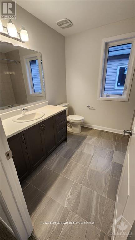 326 Elsie Macgill Walk, Ottawa, Ontario  K2W 0K7 - Photo 12 - X13086176