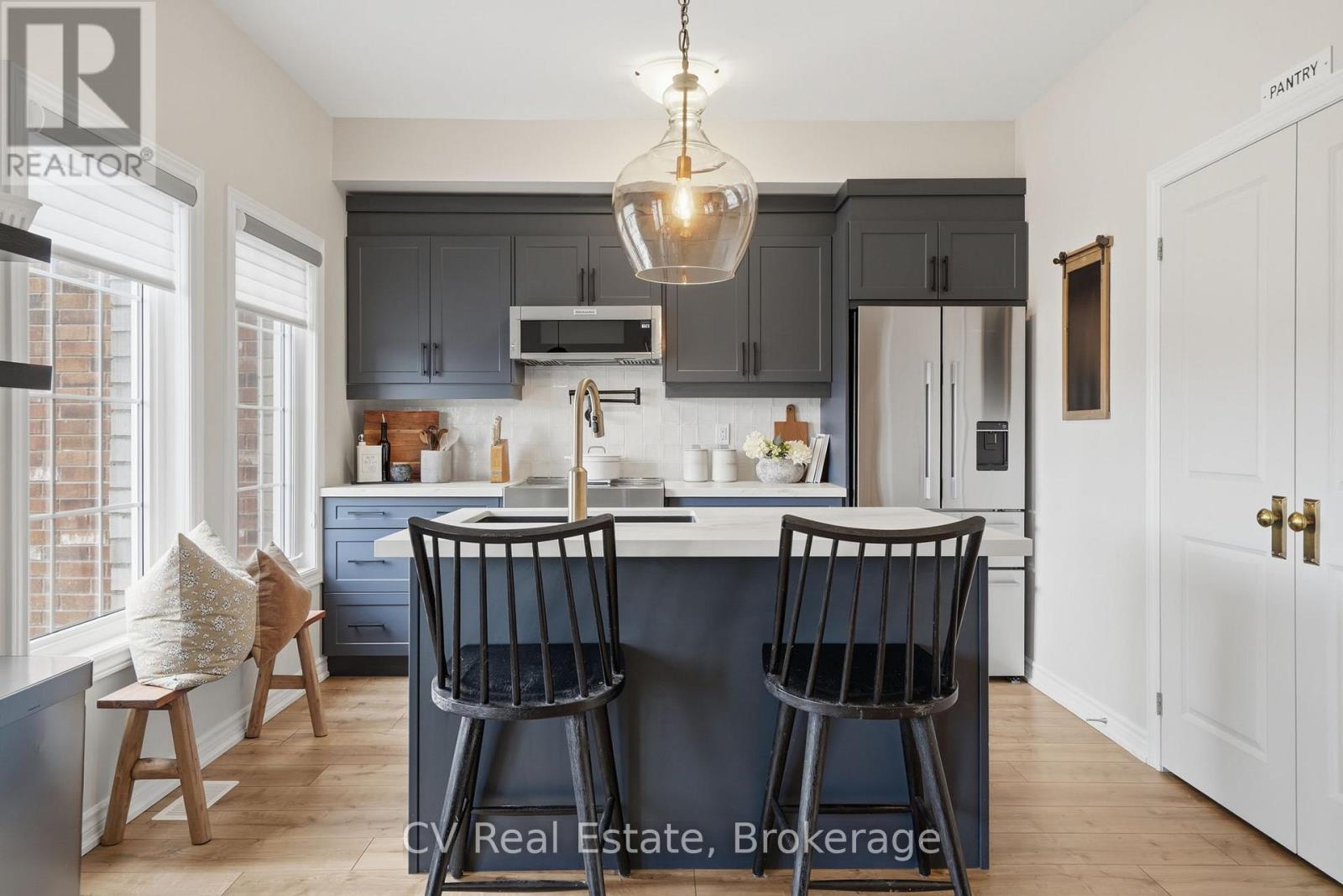 57 HARVEST CRESCENT, Barrie, Ontario